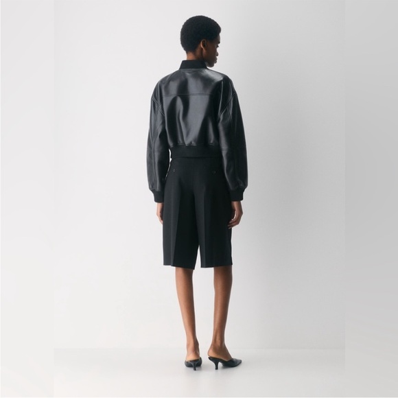 SOLD on lnsta: BADDEST.OUT.THERE2 - Picture 5 of 15